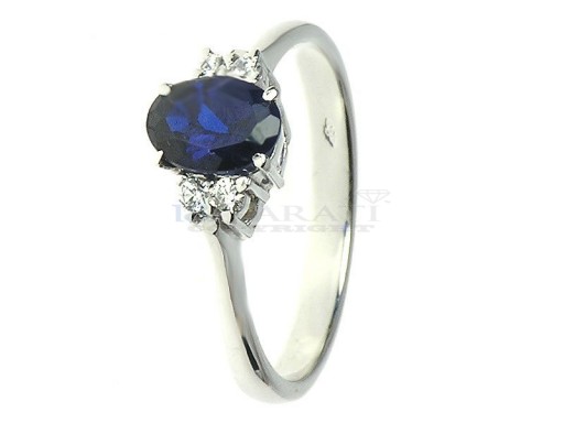 Classic synthetic sapphire ring ct