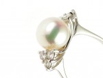 Pearl and diamond ring 0.34ct