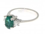 Emerald and diamond ring 0.27ct