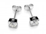 Single diamond earrings 0.6ct
